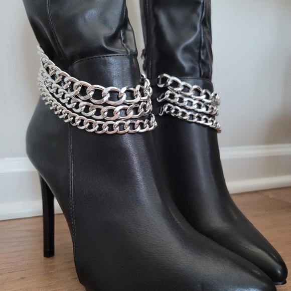 Black Boots - Picture 7 of 7